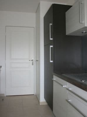 Bloc-porte Isolant 3 Panneaux Beige 204x73 cm, Poussant Droit - Serrure Universelle Fournie, PrĂȘt Ă Peindre