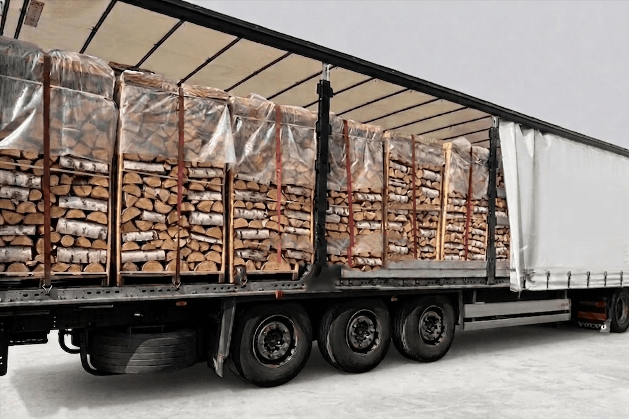 Hainbuche-Kaminholz â GroĂladung â 30/33 cm, 1,8 RM Paletteneinheiten
