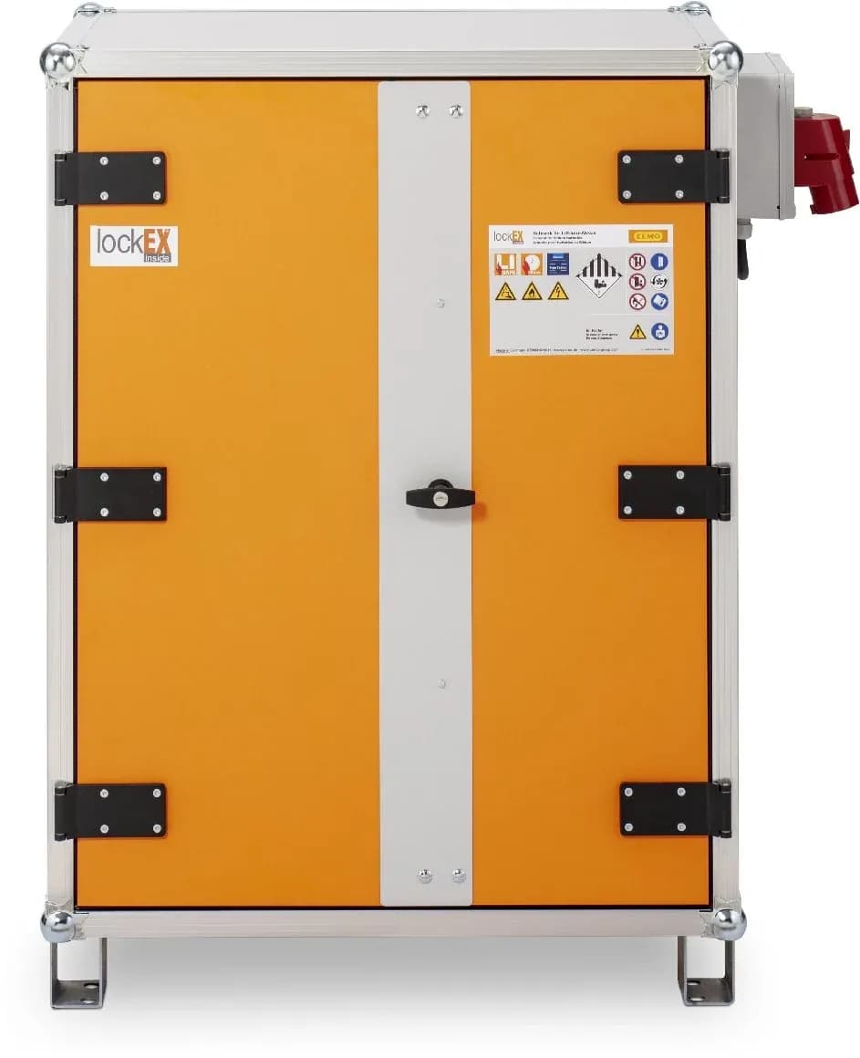 Akku-Ladeschrank CEMO Premium 8/10, 400V mit FĂŒĂen