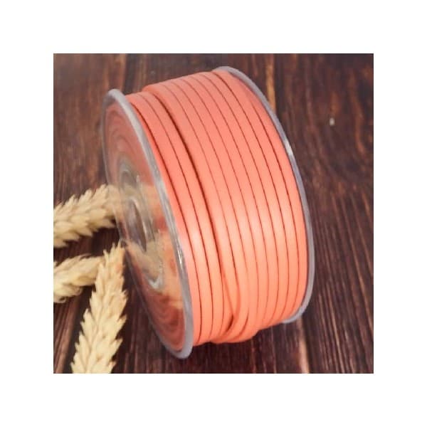 Cuir plat 3mm fraise pastel par metre
