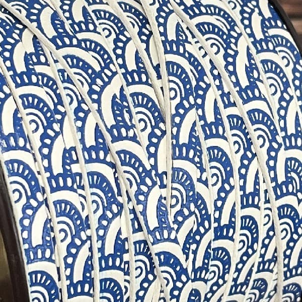 Cuir plat 5mm blanc imprimé vagues bleues