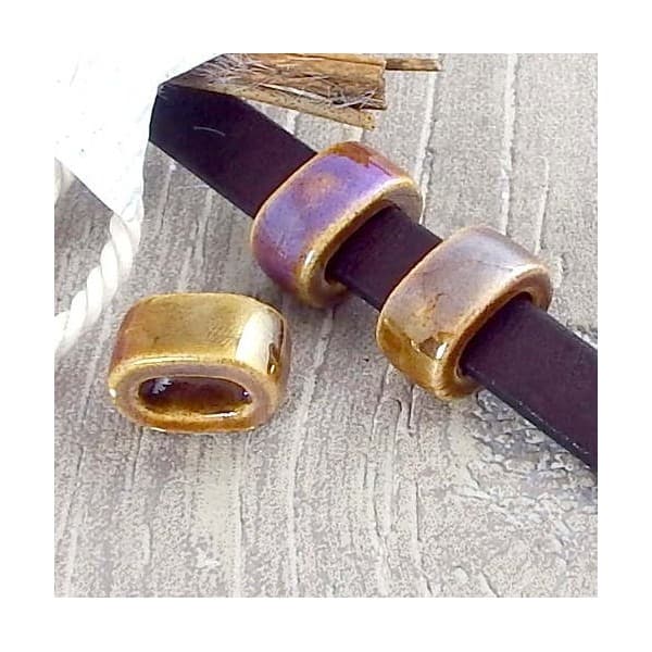 2 Passants ceramique artisanale marron nacré pour cuir plat 10mm