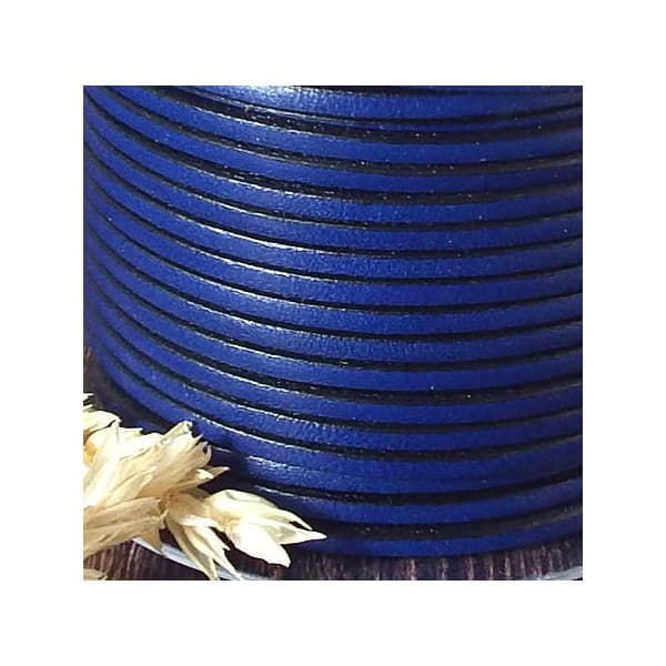 Cuir plat 3mm bleu vif