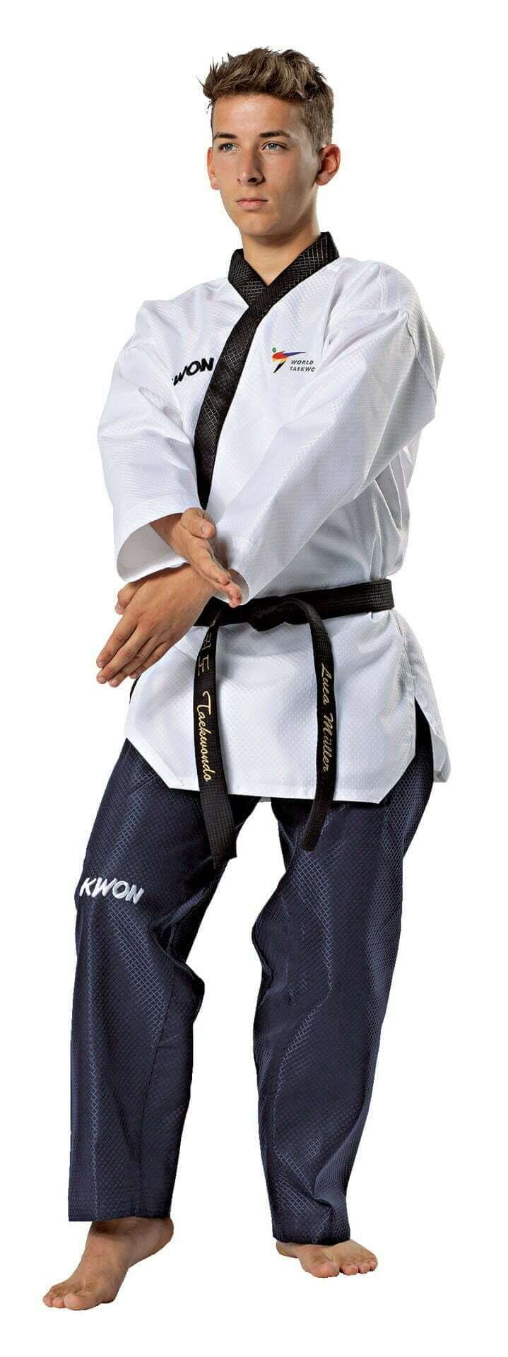 Kimono KWON Hommes pour Taekwondo/Poomsae - WT reconnu