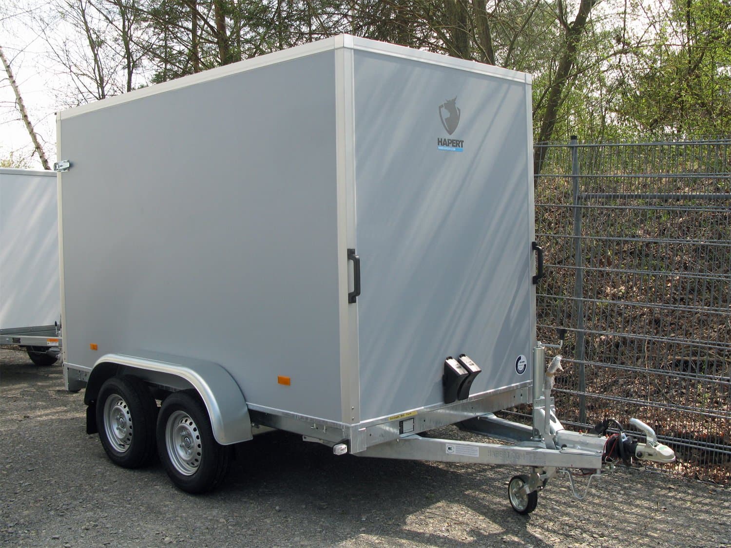 Hapert Sapphire L-2 – 2000 Rampe – Tieflader-Koffer – Rutschhemmender Boden