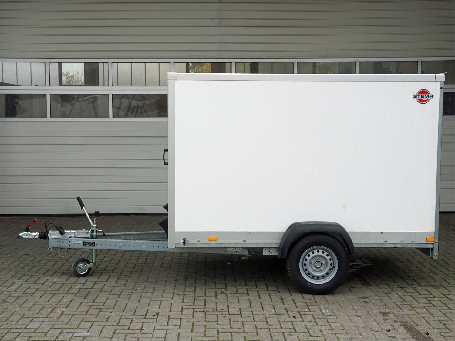 STEMA P-BOX STPK O2 13-25-13.1.P15.1 Hecktür – Tieflader – Sichere Straßenlage