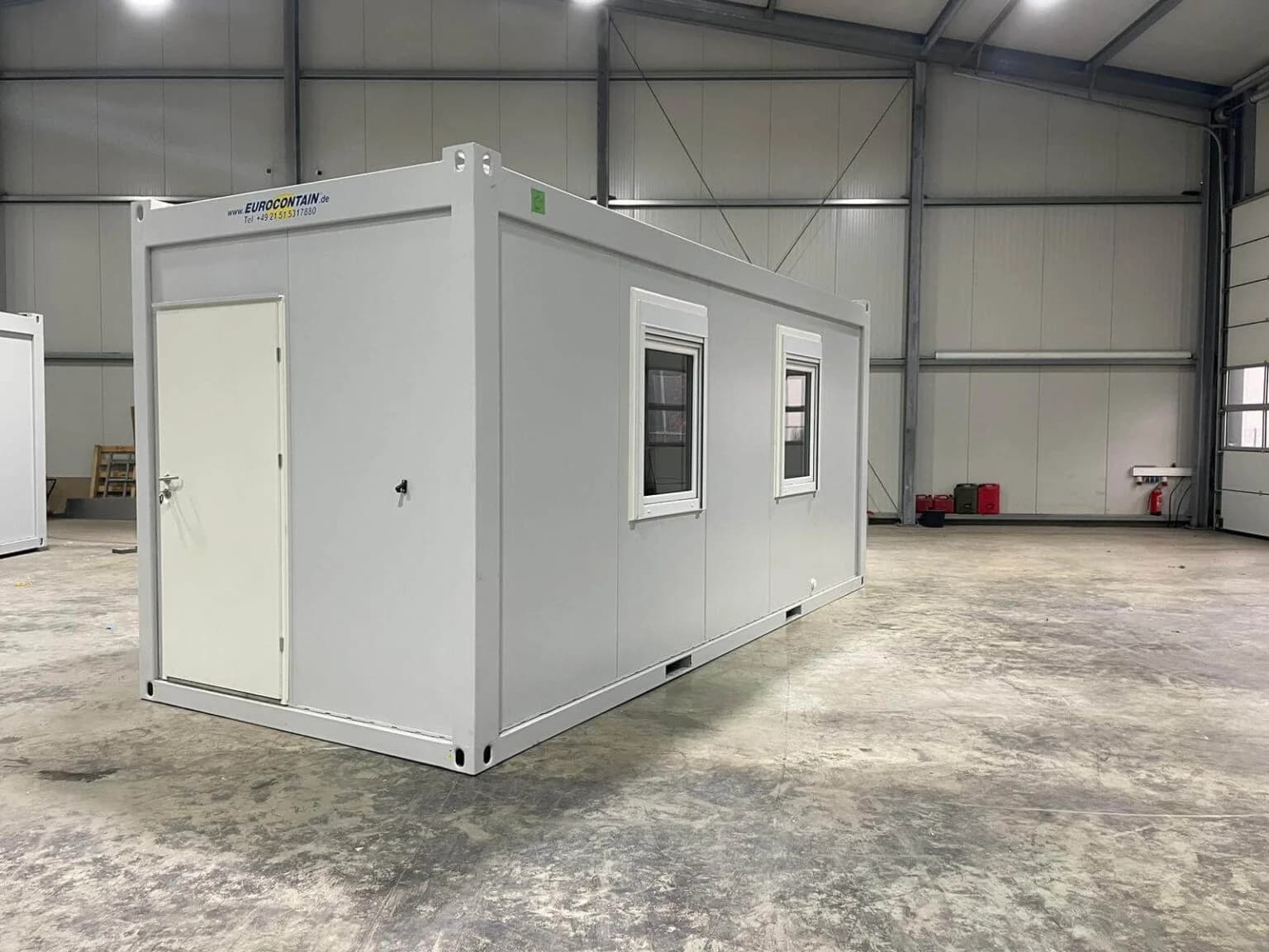 Werksneuer 20-Fuß-Raumcontainer, Büro/Bürocontainer, vollisoliert, mit Außenrolladen, E-Heizung, RAL 7035, sofort lieferbar
