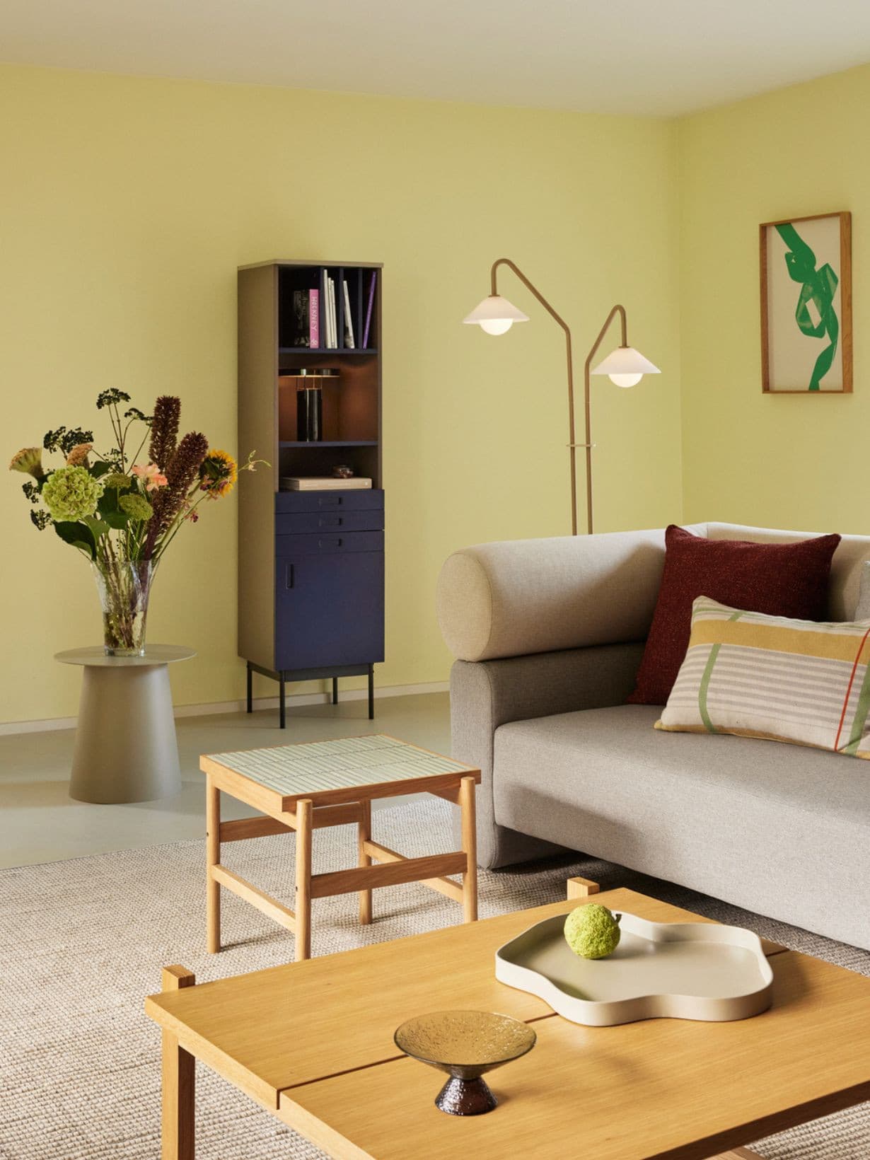 Etagère Bleu foncé/gris en bois de frêne, study - Hübsch