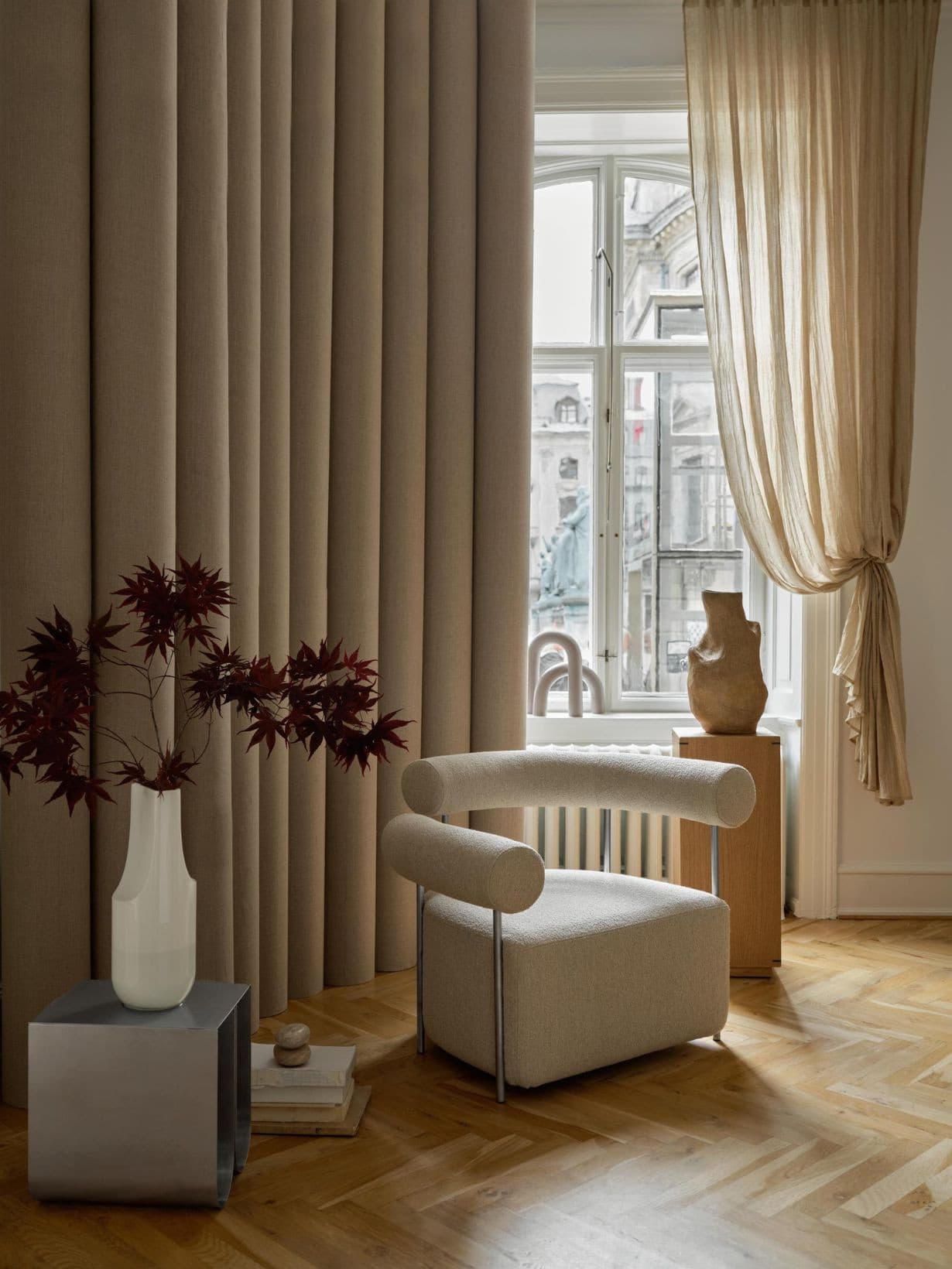 Fauteuil Lounge en tissu bouclette, Solitude Gauche Blanc - KRISTINA DAM