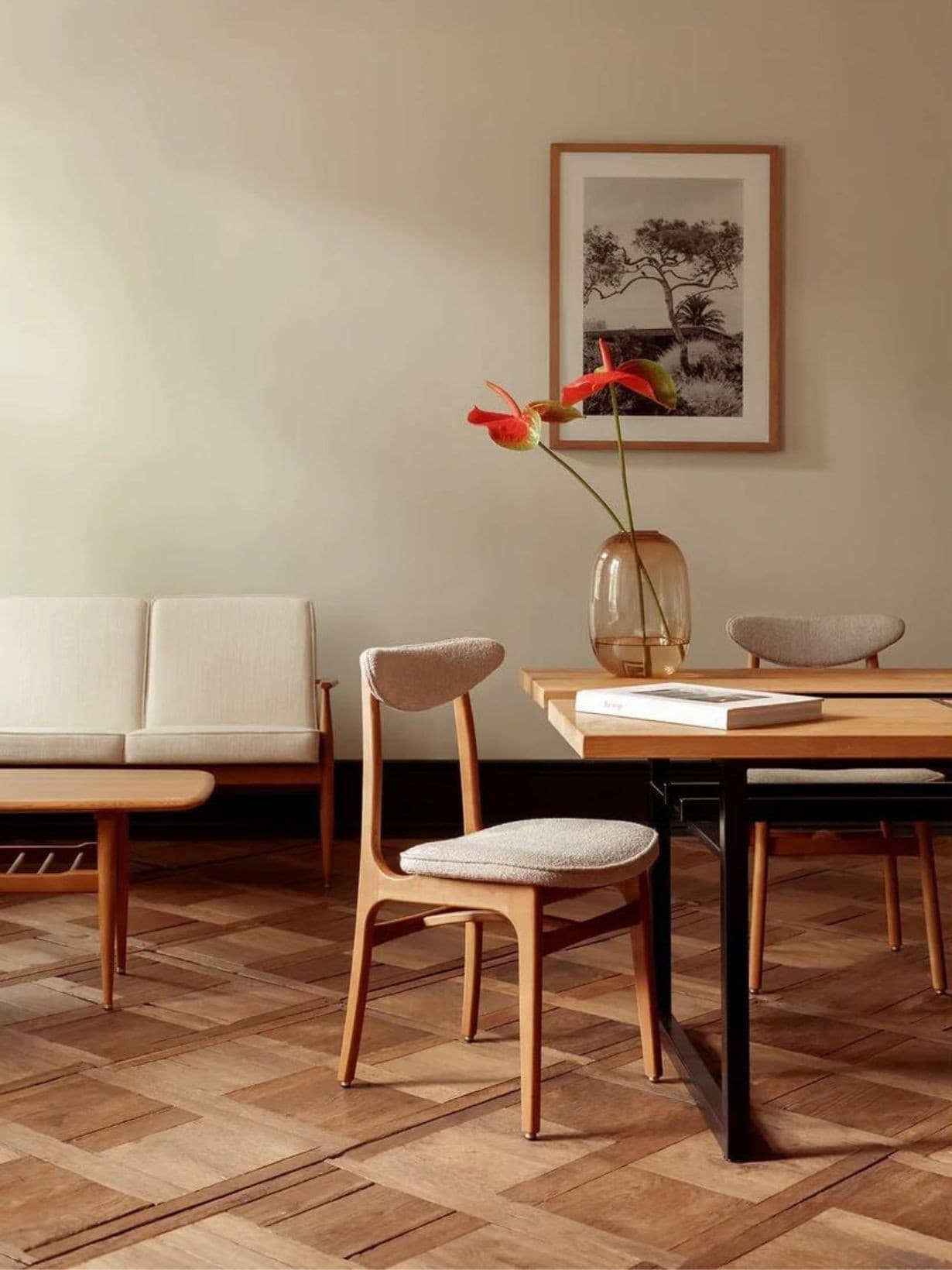 Chaise en frêne massif, Série 200-190 tissu bouclette Snow - 366 Concept