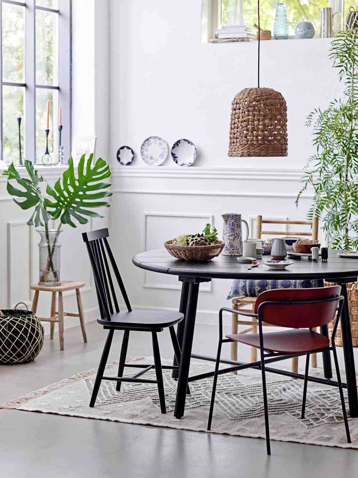 Chaise de salle à manger en bois d'hévéa, Gilli - Bloomingville