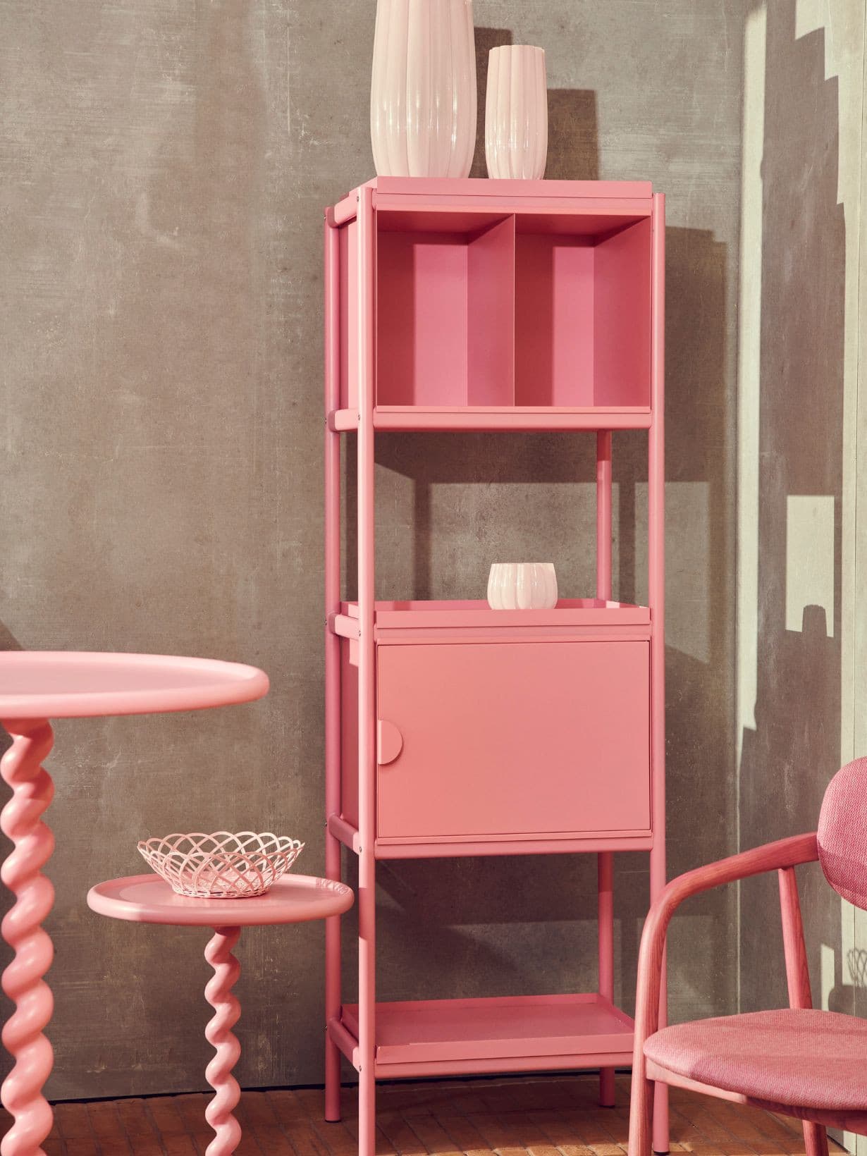 Etagère en métal, Toss Tall cabinet Rose clair - Pols Potten