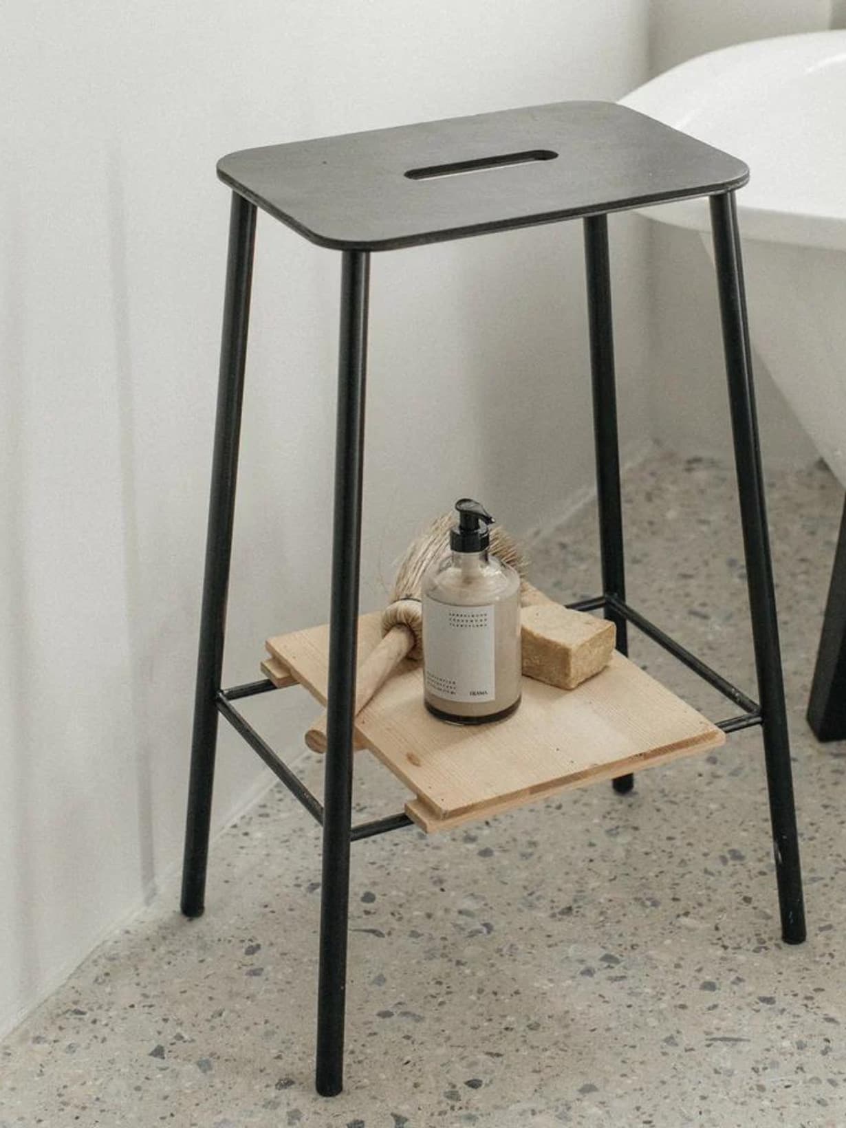 Tabouret, Adam Noir / Cuir anthracite H65 - Frama