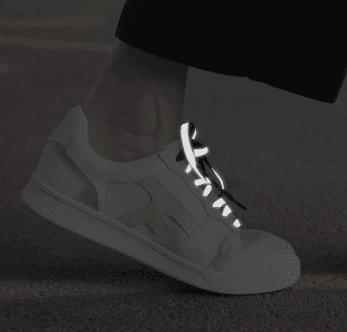 Lacets blancs visibilité nocturne