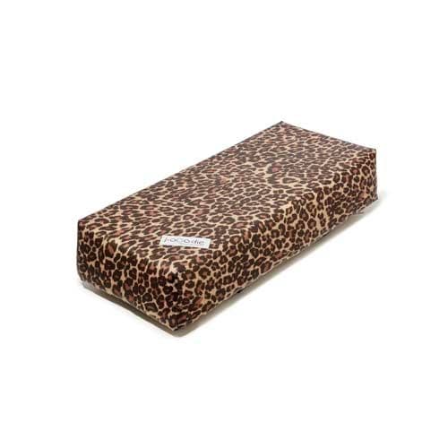 Coussin porte-bagage léopard