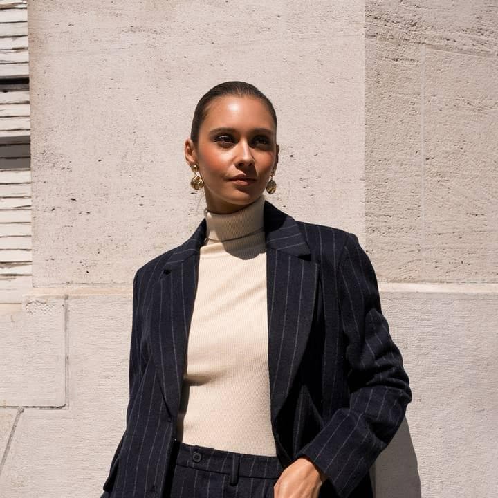 Veste tailleur en laine mélangée à rayures fines