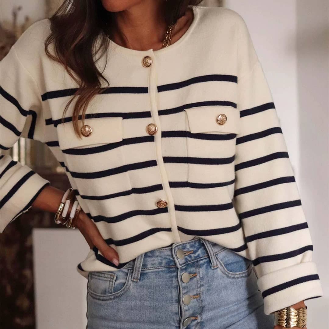 Pull Ă manches longues en maille Ă rayures noires et blanches avec boutons