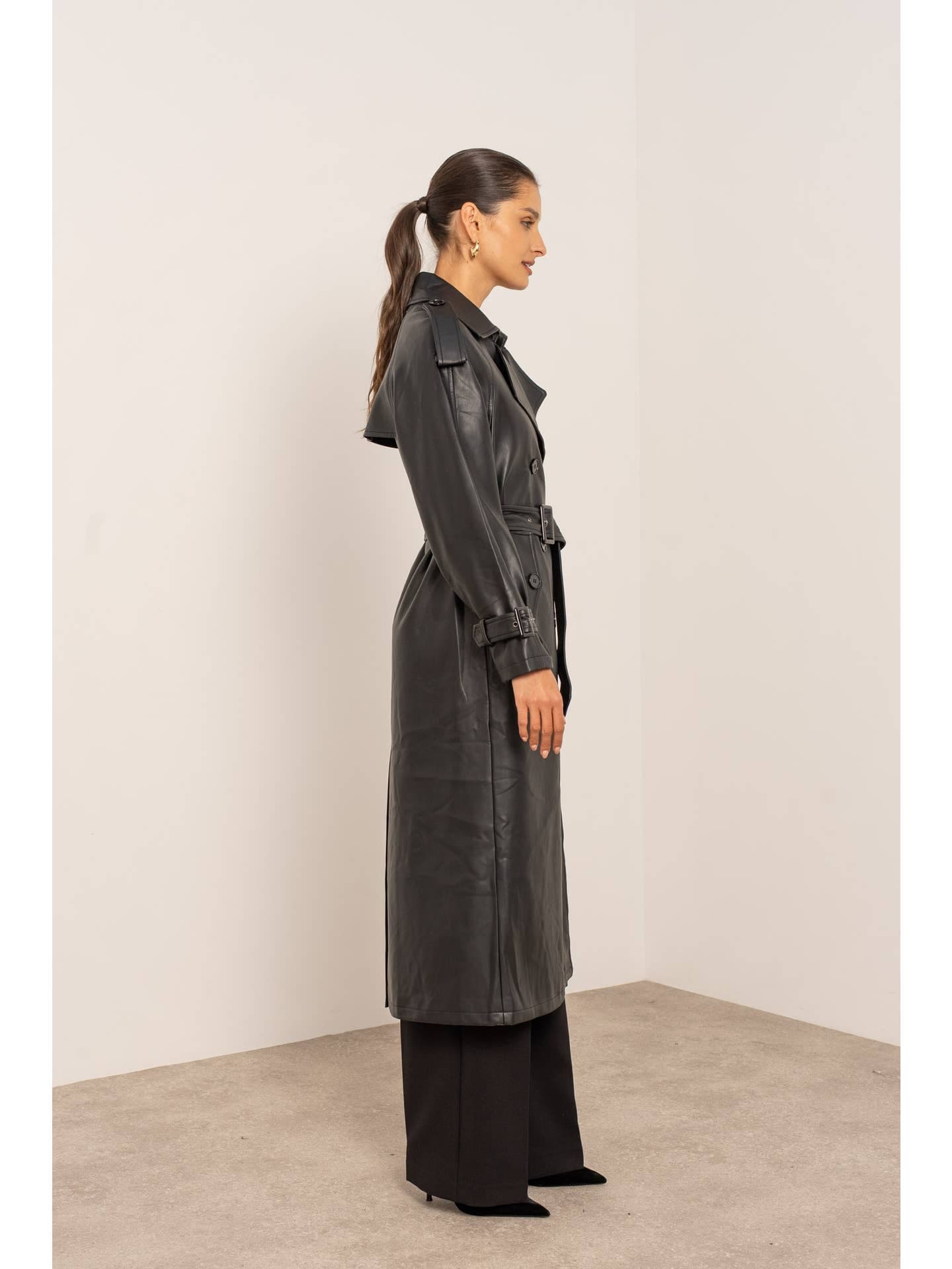 Veste trench long en cuir vegan