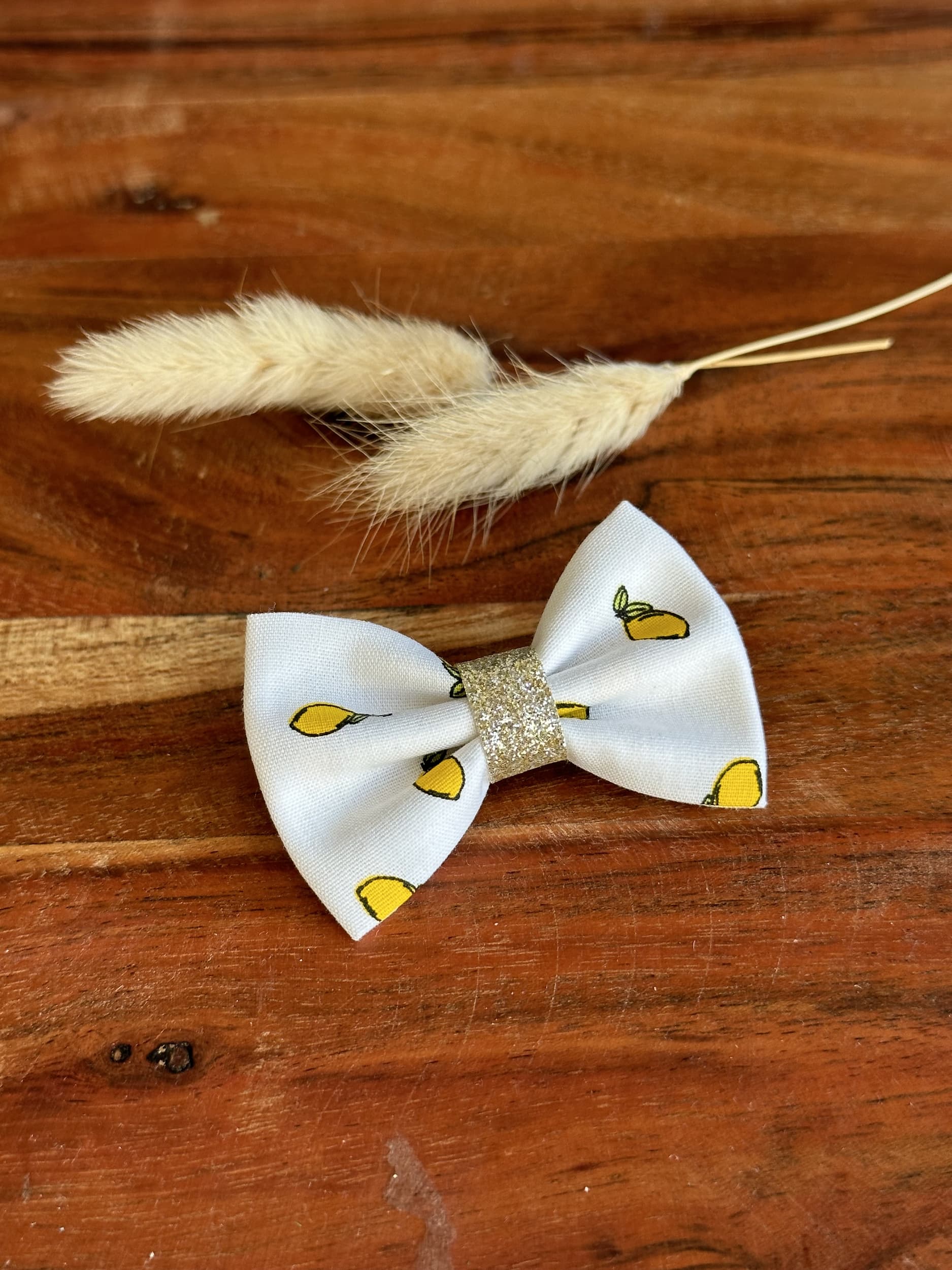 Barrette anti glisse motif citron et or