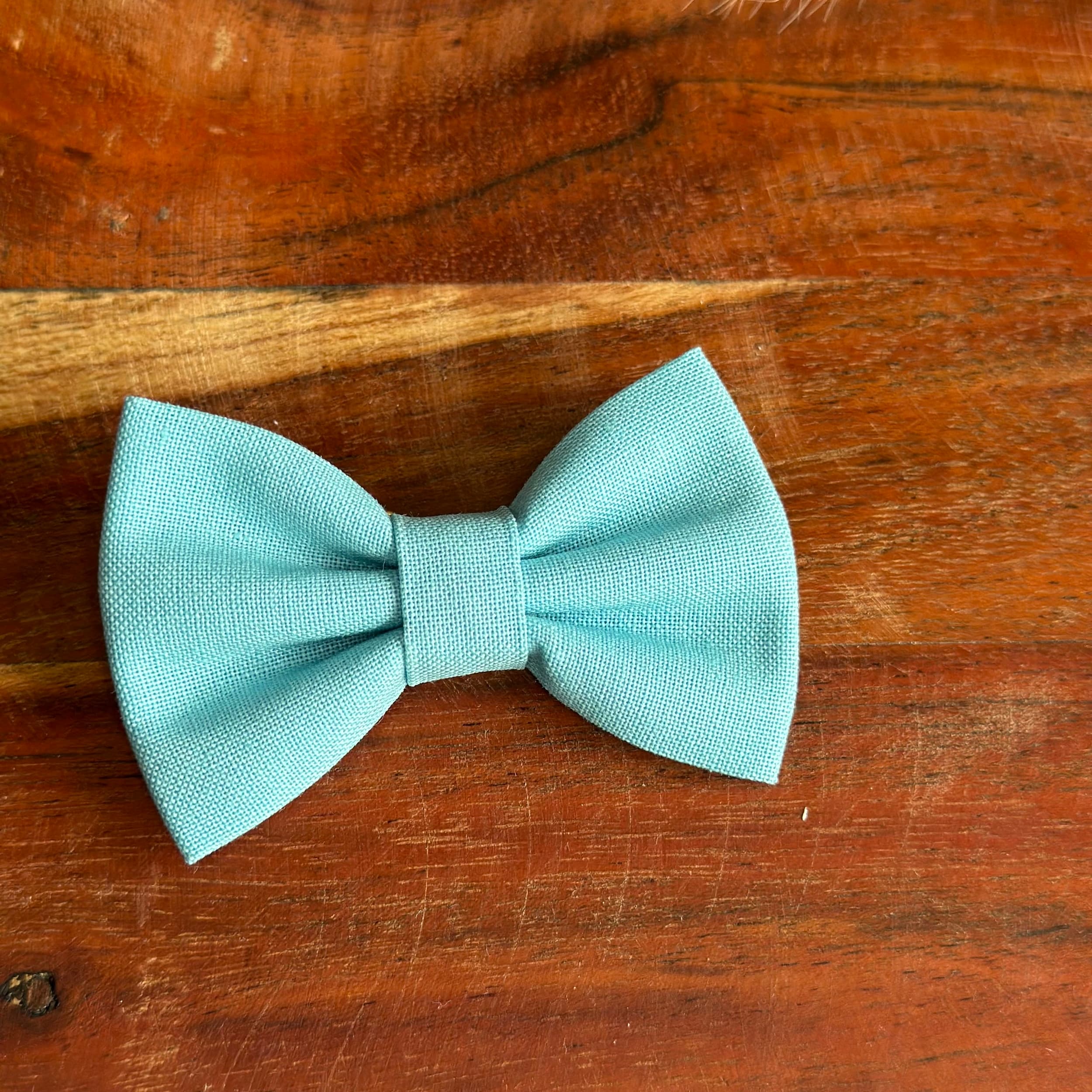 Barrette anti glisse couleur bleu azur