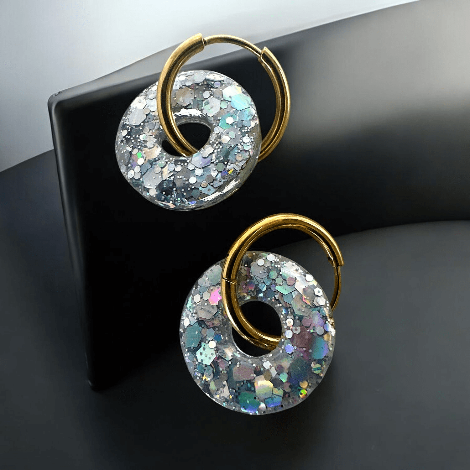 Boucles d'Oreilles Cercles Argentés Scintillants