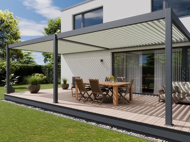 Pérgola Bioclimática de Aluminio Inclinada 32m² - 4x8 - Antracita - Lamas Orientables hasta 120° - Impermeable - Tratado Anti-UV - HALO
