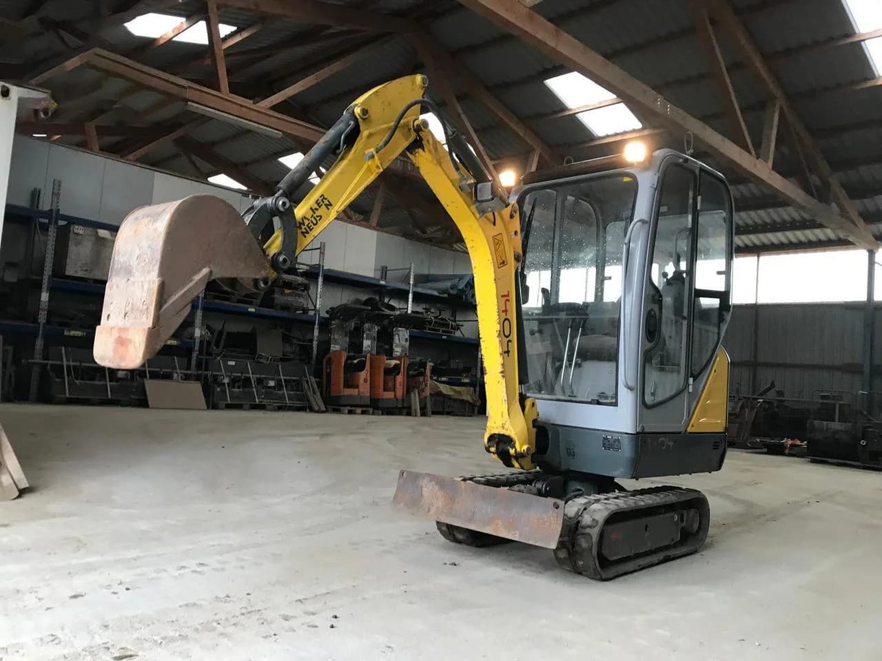 Pelle compacte Wacker Neuson 1404 (2012) – 3 Godets inclus