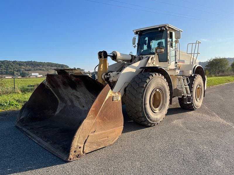 Chargeuse sur Pneus CATERPILLAR 972K – 2012
