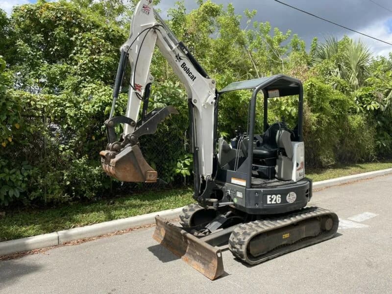 Mini-Pelle Bobcat Modèle E26