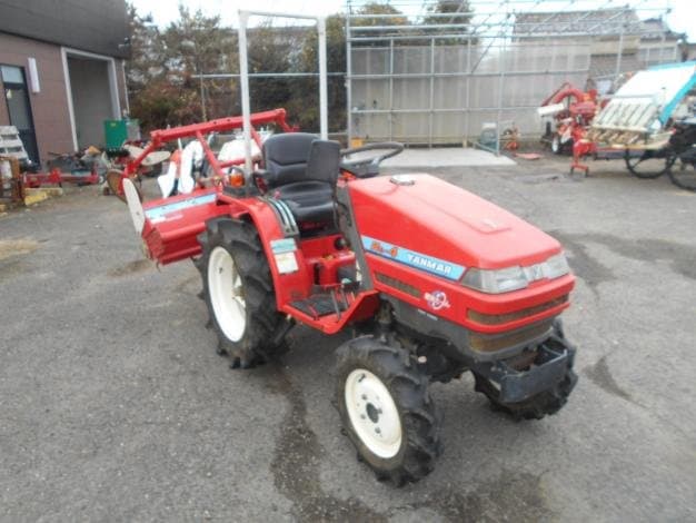Tracteur Yanmar d’occasion de 14 chevaux