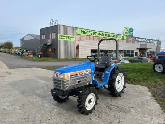 Micro-tracteur Iseki SIAL 223 – 23 CV – 4RM – Reconditionné