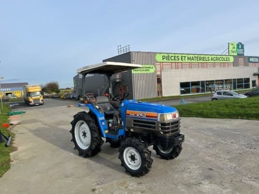 Micro-tracteur Iseki SIAL 243 – 24 CV – 4RM – Reconditionné