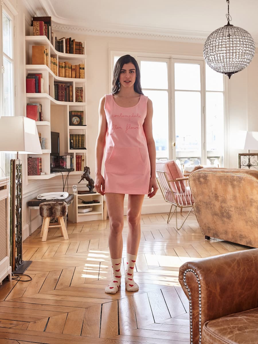 Contemple souvent les fleurs