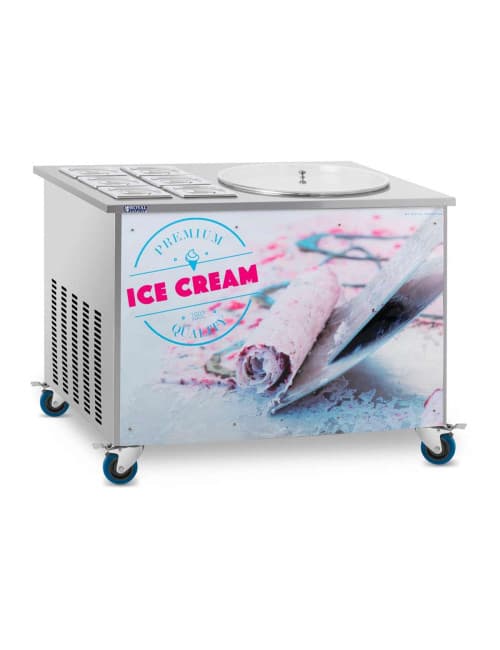 Machine à glace artisanale sur plaque réfrigérée : glace en rouleaux