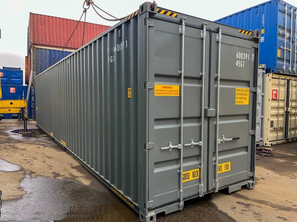 CONTÊINER DE 40 PÉS COM PORTA DUPLA RAL 7005