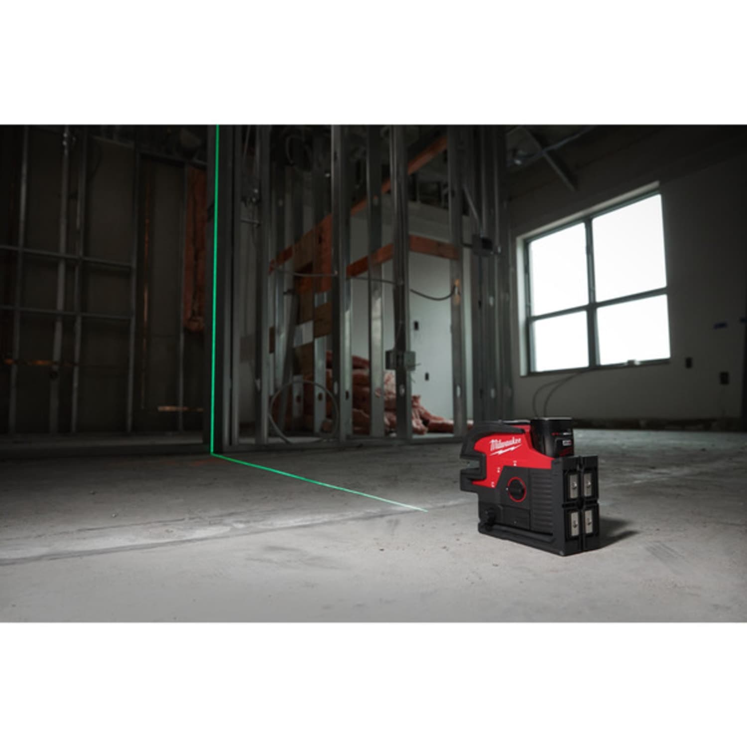 Laser M12 CLL4P 12V 1x3 Ah + chargeur