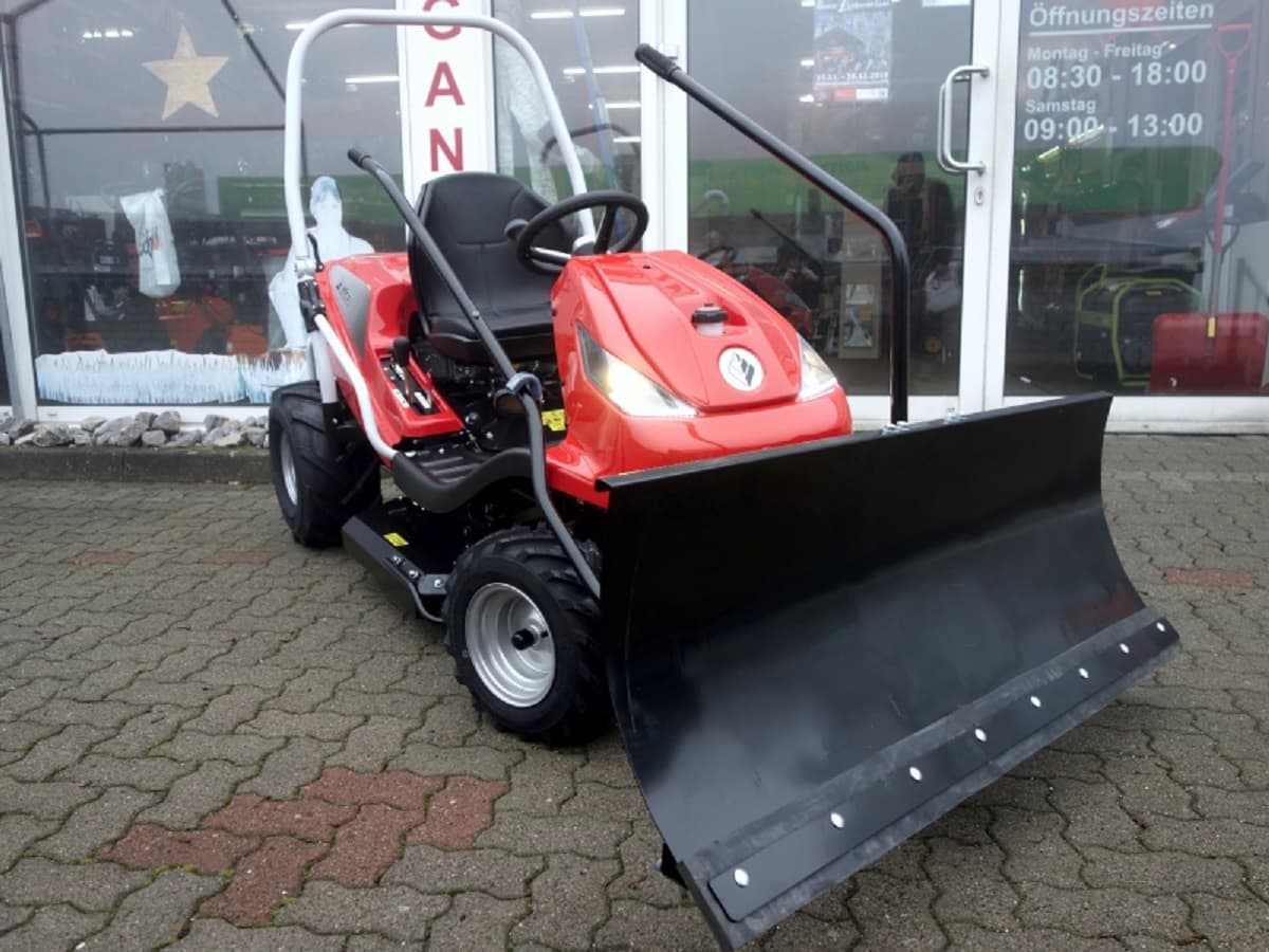 Efco TUAREG 92 EVO EMAK 24 KH 4x4 mit Winterpaket 140 Komf.