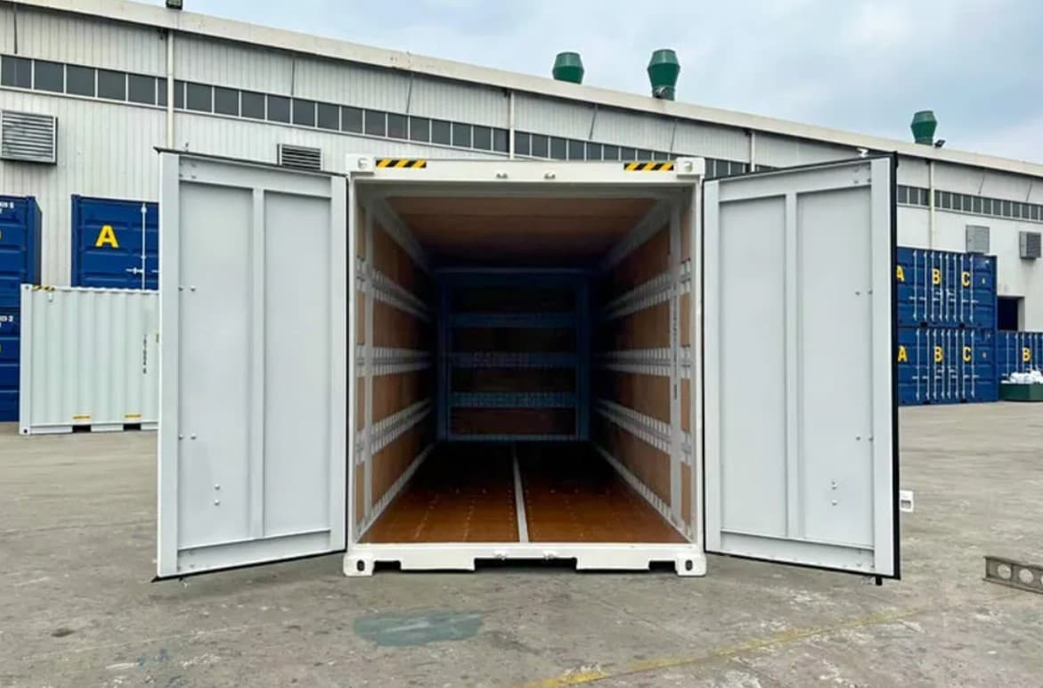 Conteneur maritime 25 pieds High Cube largeur optimisée pour palettes