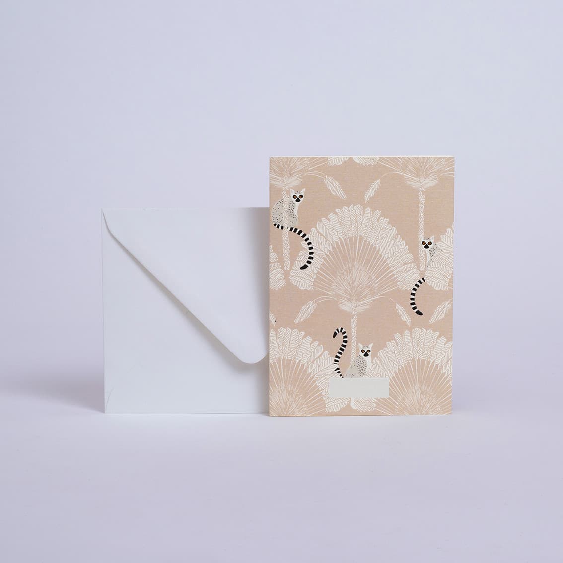 Carte Lémuriens Season Paper