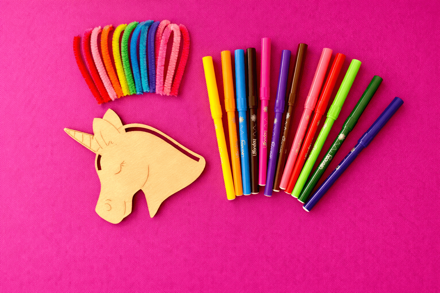 DIY licorne à colorier Activité manuelle enfant tarif de base pour 3 enfants