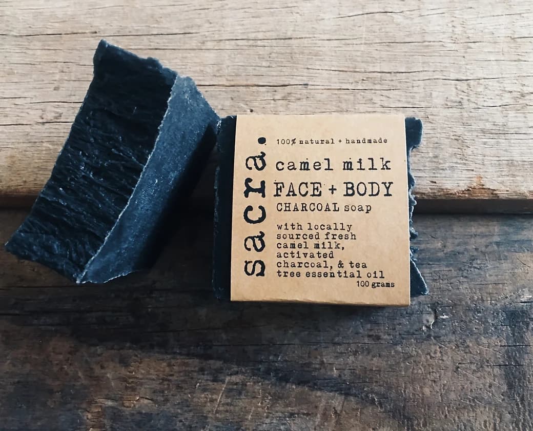 Savon au Lait de Chamelle et à l'huile essentielle d'arbre à thé