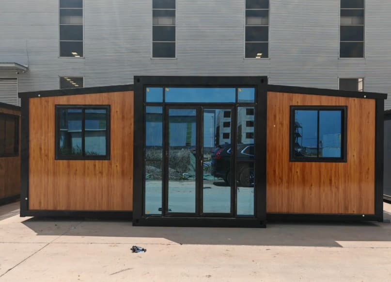 Tiny House mobile Rhino 36,5 m² – 2 chambres, cuisine équipée et salle de bain