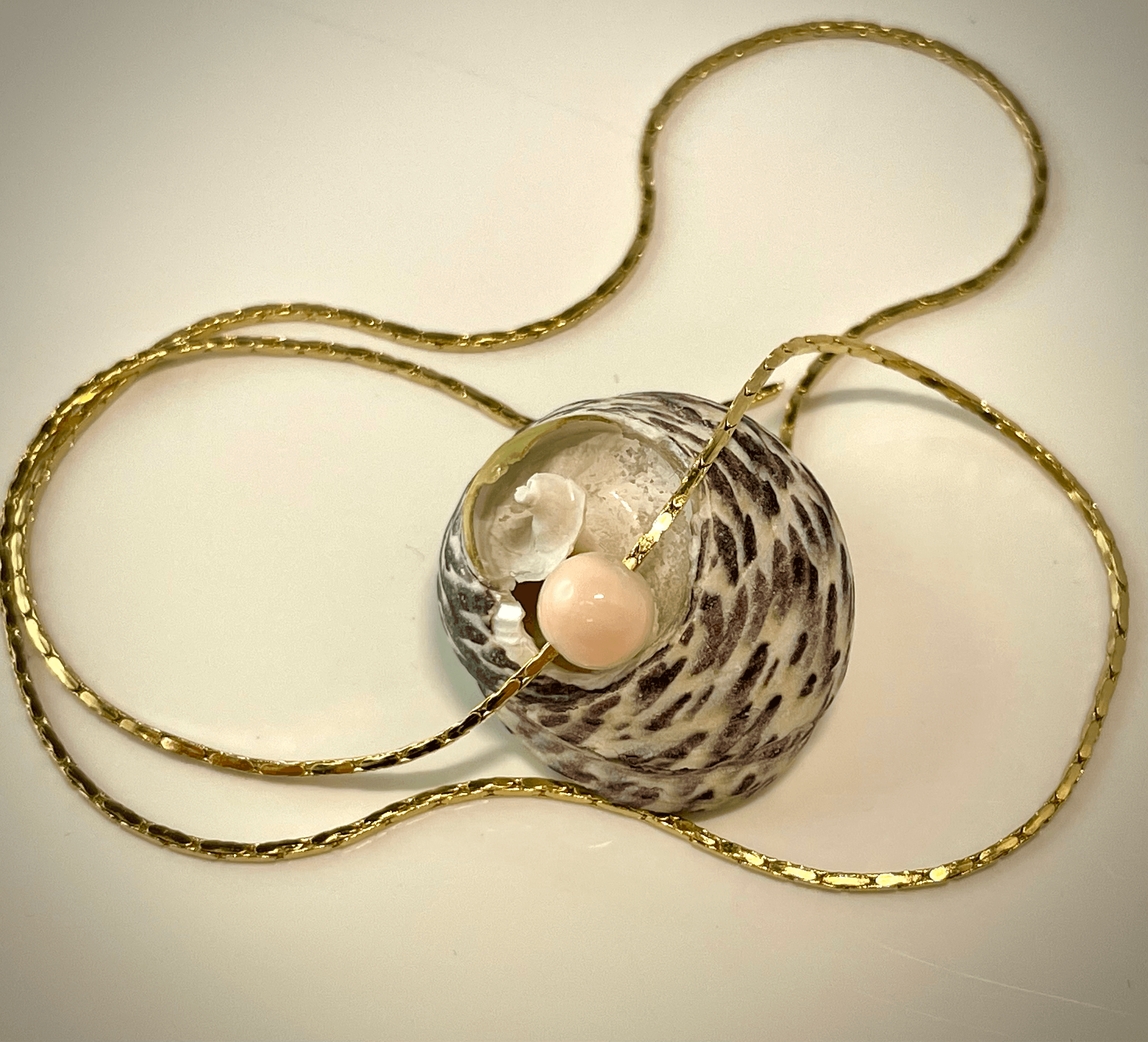 Collier Corse ras de cou corail rose