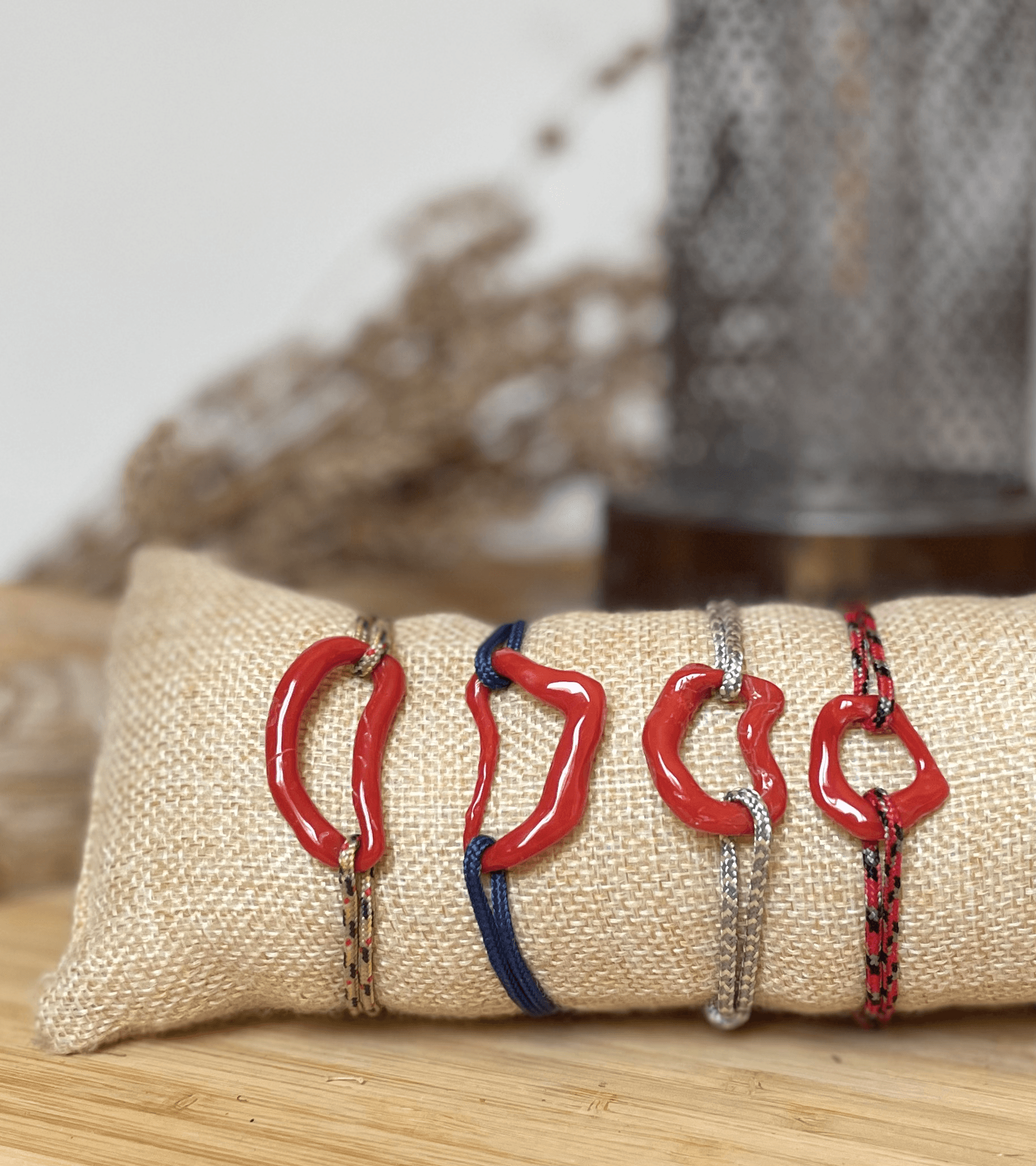 Bracelet réglable homme anneau de corail