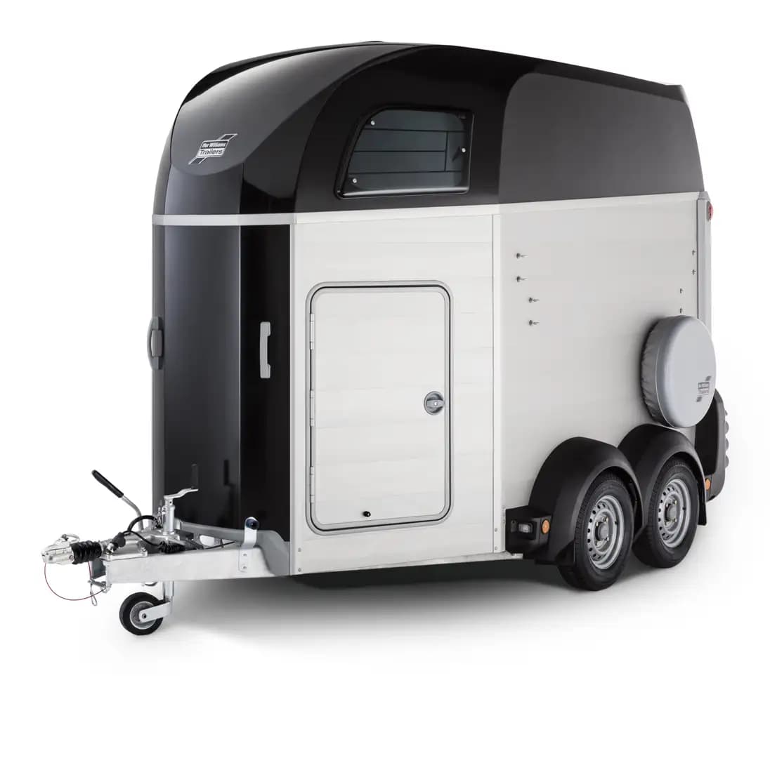 Van Chevaux Ifor Williams HBE 506