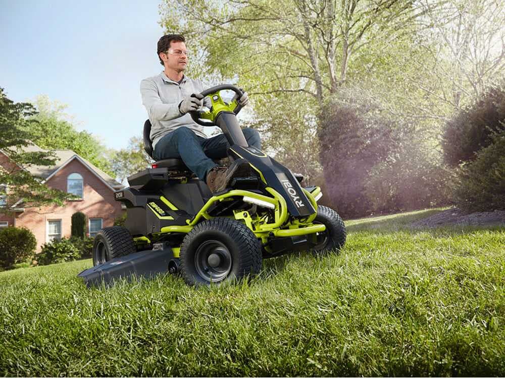 Akku-Rasentraktor Ryobi RM480E - Mulchfunktion- Seitenauswurf - 4x12V Bleiakku