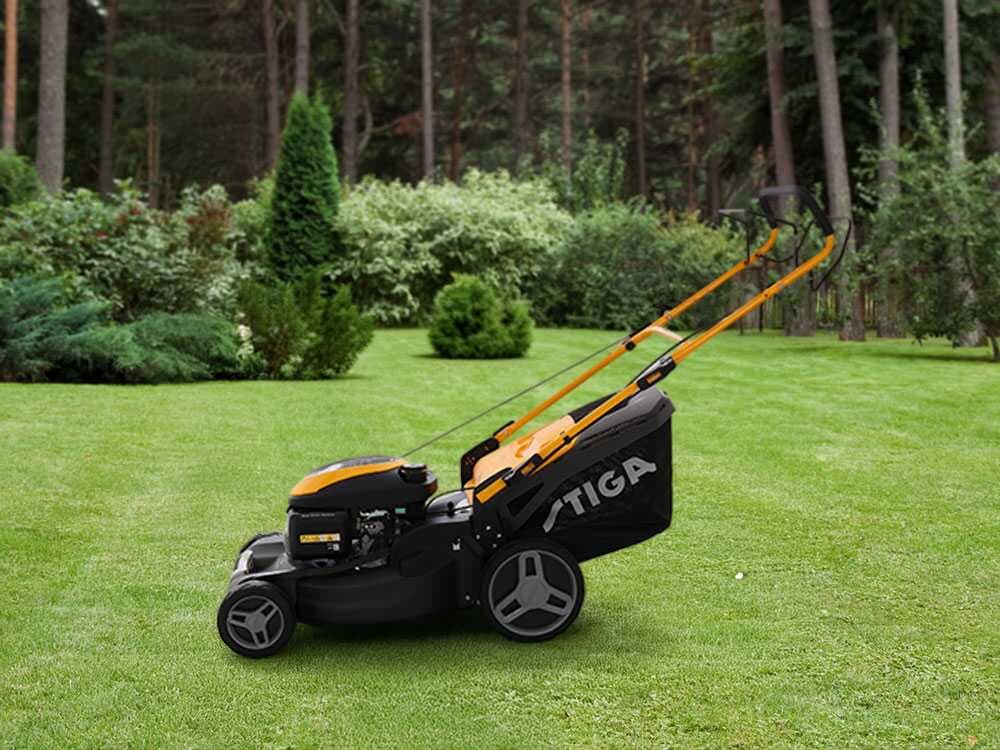 Stiga Combi 55 SQ H - Benzin-Rasenmäher - Honda-Motor GCVx200 - Schnittbreite 53cm