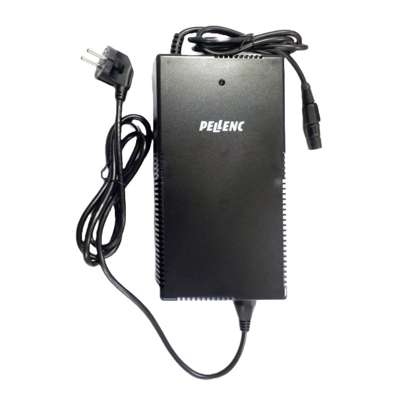 Chargeur rapide 7,6 A Pellenc