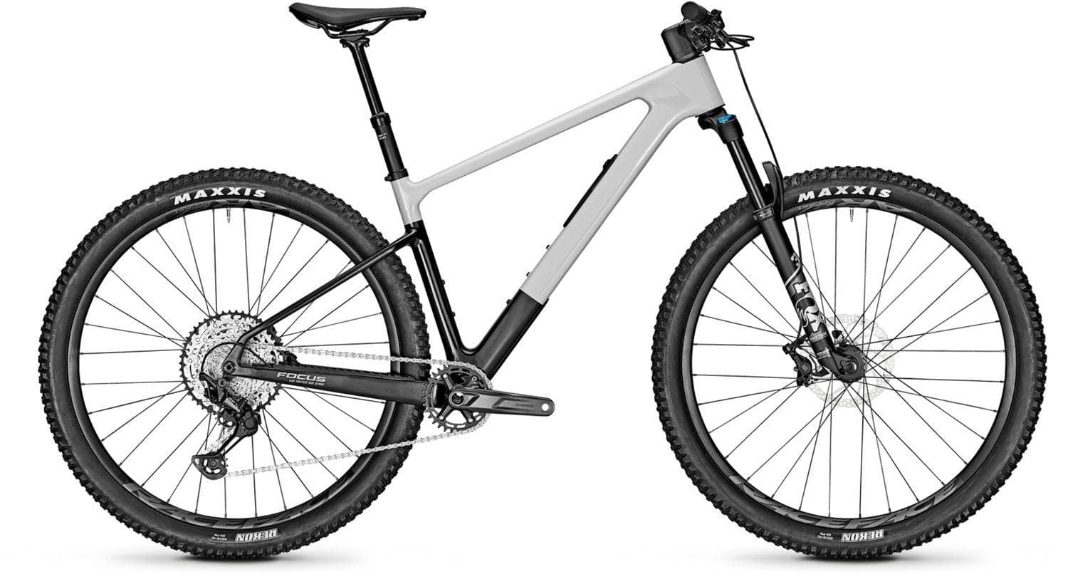 Focus Raven 8.8 Lightgrey / Carbon raw - Standard