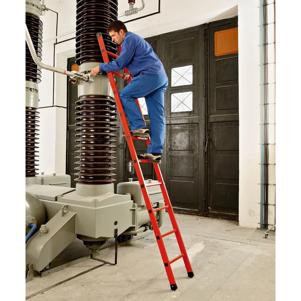 ZARGES - Anlegeleiter 14 Sprossen, GFK, L 4.160mm, B 420mm, AH 4.950mm